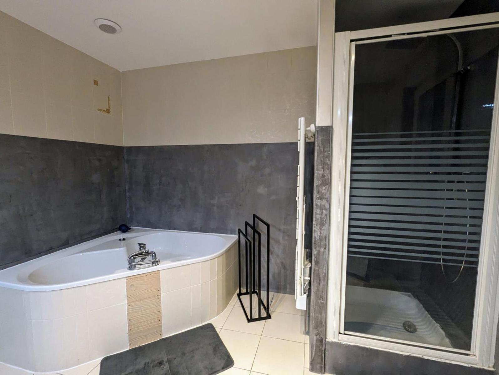 לה ברסה Maison Gite Le Bressaud מראה חיצוני תמונה